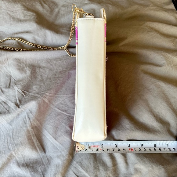 SOLD Crossbody Bag Popcorn shaped - SkinnyDip London - Picture 9 of 10